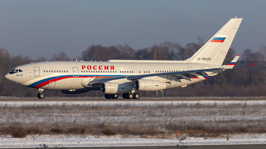 RA-96025 - Ilyushin IL-96-300PU - Rossiya - Special Flight Squadron
